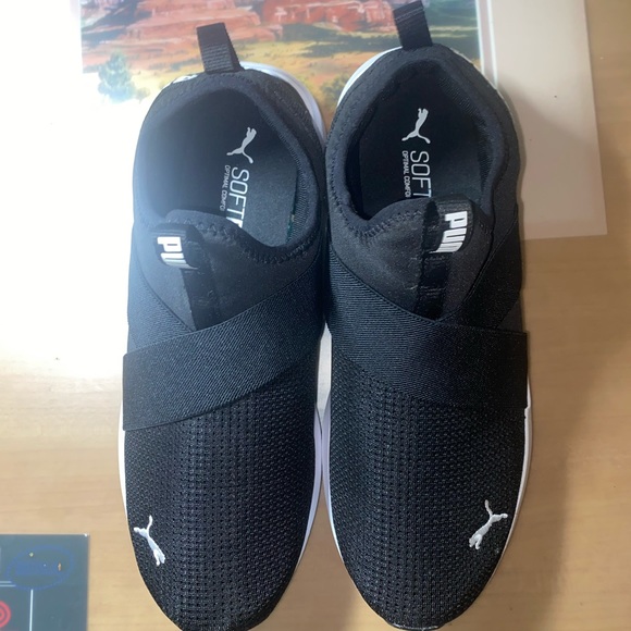 Brand New Black puma’s size 10 wms - Picture 3 of 5